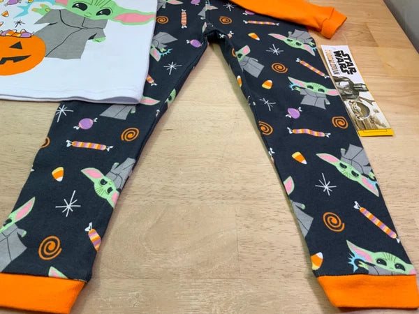 New Girl’s Star Wars/Mandalorian Halloween PJ Set Grogu saysGimmie Gimmie—GLOWS*