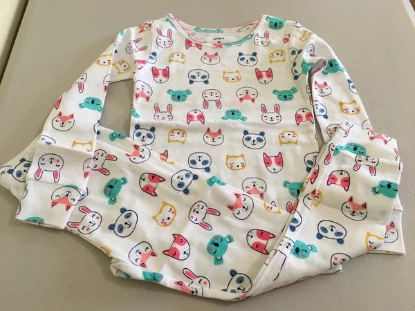New Carter's Girls Animal Pajama 2pc Set Snug fit Long  Sleeve and Long Pants 4T